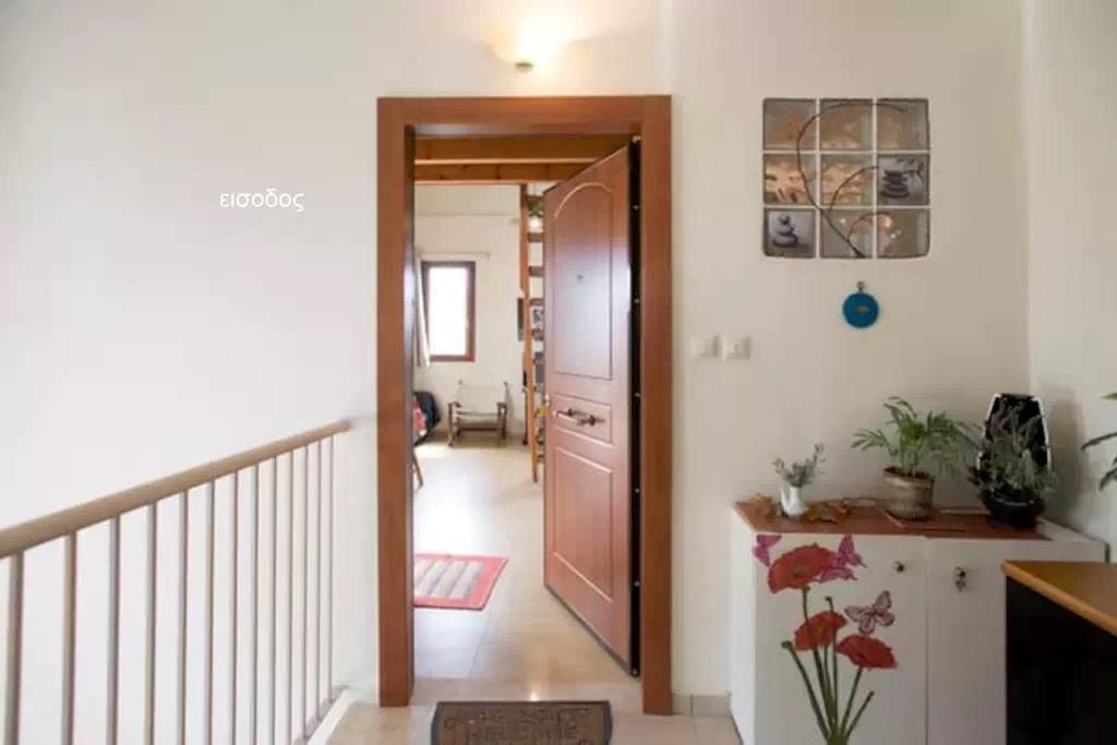 Deili Studio Loft Kalamata Bagian luar foto