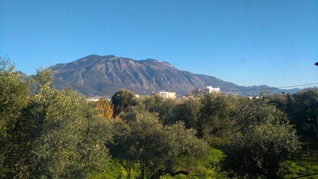 Deili Studio Loft Kalamata Bagian luar foto