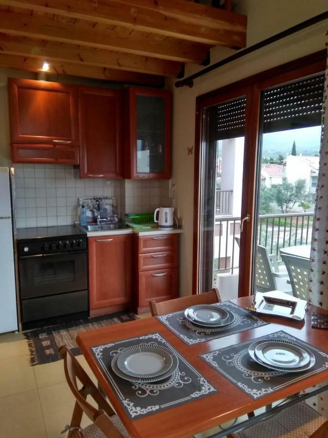 Deili Studio Loft Kalamata Bagian luar foto